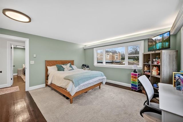 3 Set-N-Sun Drive, Scituate, RI 02831