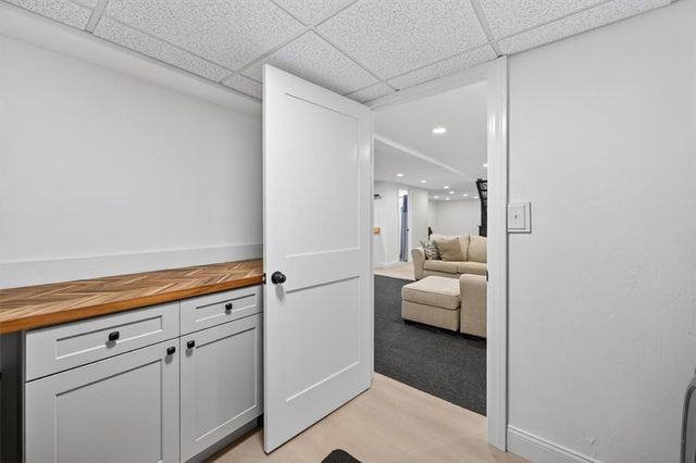 3 Set-N-Sun Drive, Scituate, RI 02831