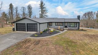 3 Set-N-Sun Drive, Scituate, RI 02831