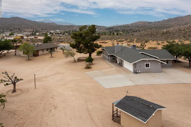 6910 Wamego Trail, Yucca Valley, CA 92284