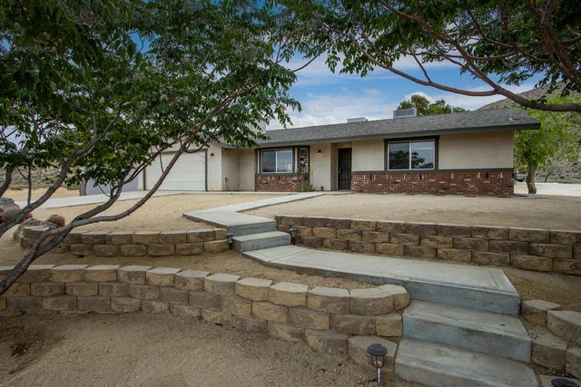 6910 Wamego Trail, Yucca Valley, CA 92284