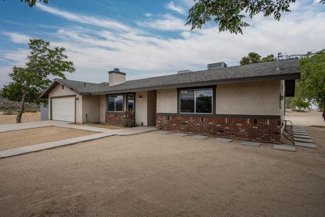 6910 Wamego Trail, Yucca Valley, CA 92284