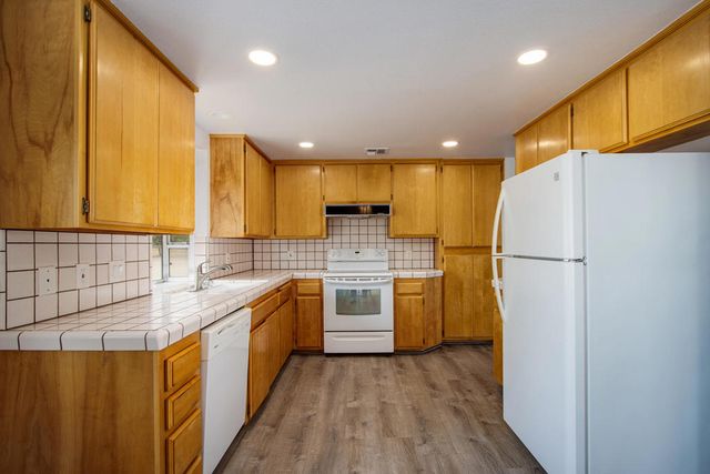 6910 Wamego Trail, Yucca Valley, CA 92284