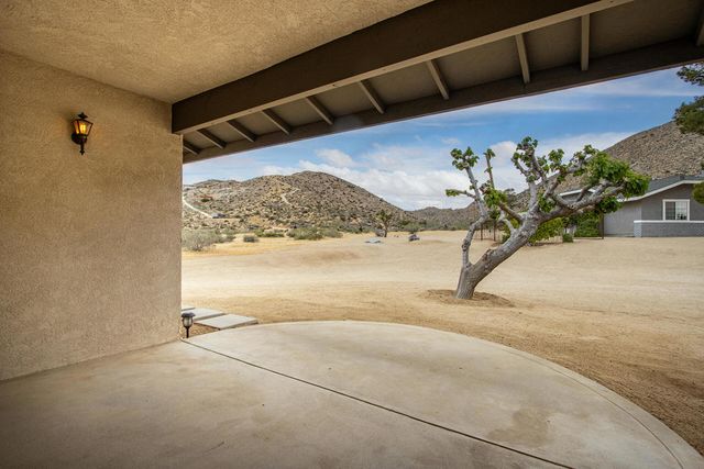 6910 Wamego Trail, Yucca Valley, CA 92284