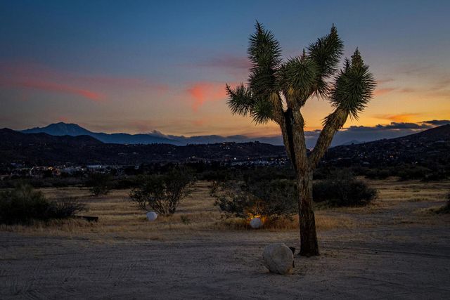 6910 Wamego Trail, Yucca Valley, CA 92284