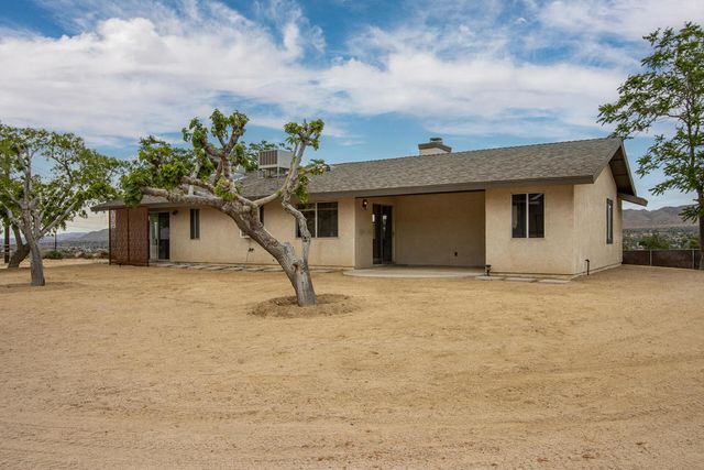 6910 Wamego Trail, Yucca Valley, CA 92284