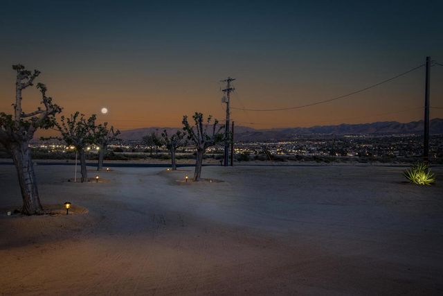 6910 Wamego Trail, Yucca Valley, CA 92284