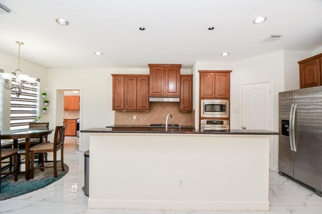 4322 Pensacola Oaks Lane, Sugar Land, TX 77479