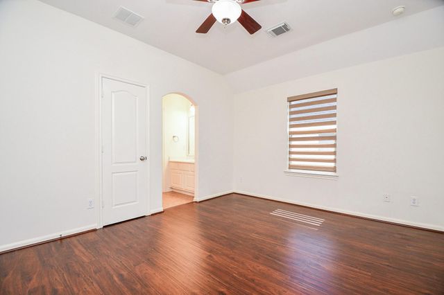 4322 Pensacola Oaks Lane, Sugar Land, TX 77479