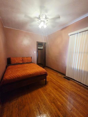 12051 S Yale Avenue, Chicago, IL 60628