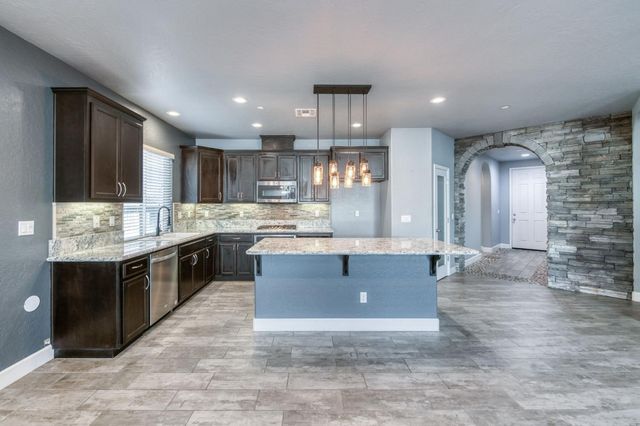 3479 Brimhall Lane, Clovis, CA 93619