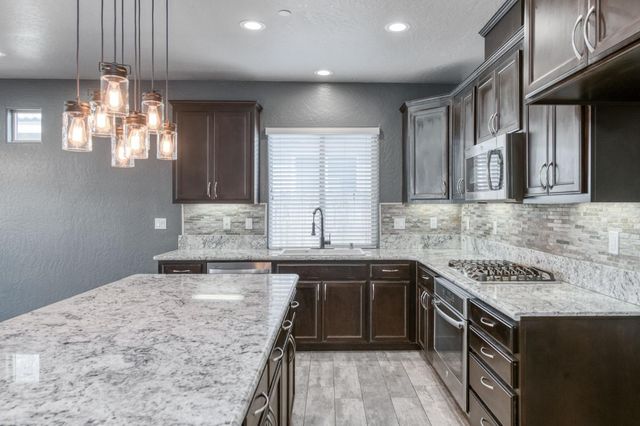 3479 Brimhall Lane, Clovis, CA 93619