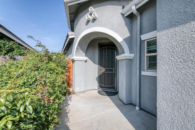 3479 Brimhall Lane, Clovis, CA 93619