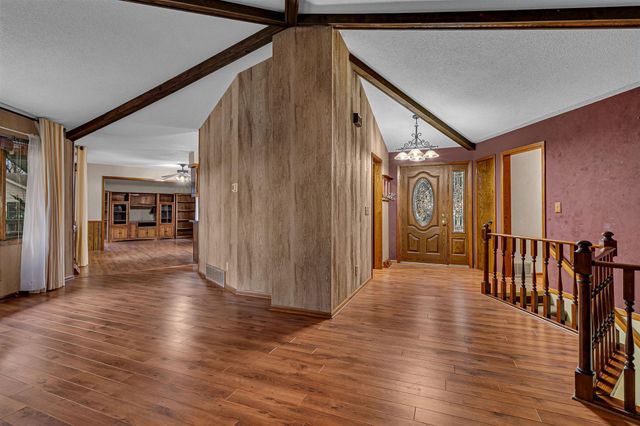 1720 48th Avenue NE, Willmar, MN 56201