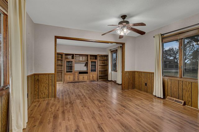 1720 48th Avenue NE, Willmar, MN 56201