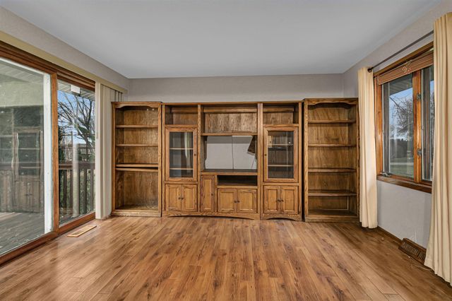 1720 48th Avenue NE, Willmar, MN 56201