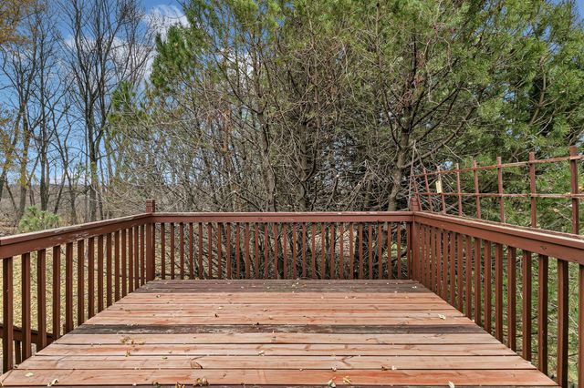 1720 48th Avenue NE, Willmar, MN 56201