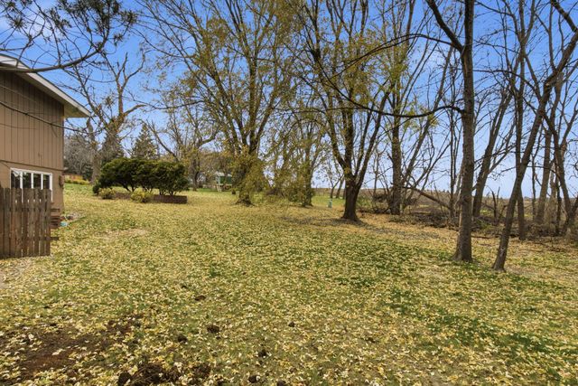 1720 48th Avenue NE, Willmar, MN 56201