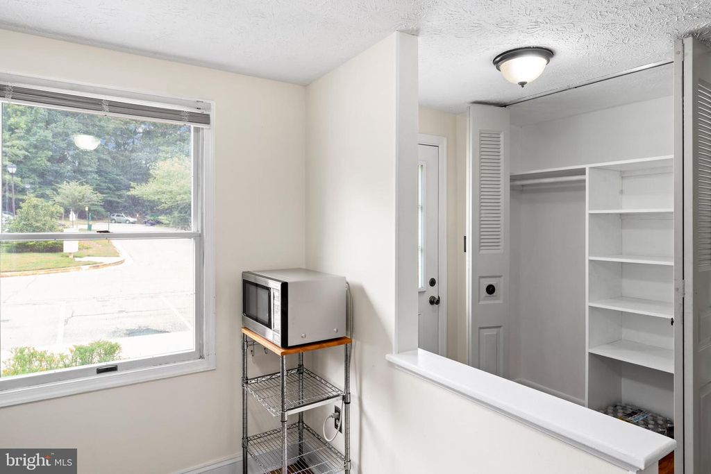 13813 PALMER HOUSE WAY #33-242, Silver Spring, MD 20904