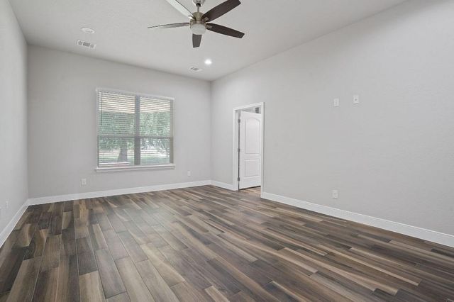 130 Koele CT, Bastrop, TX 78602