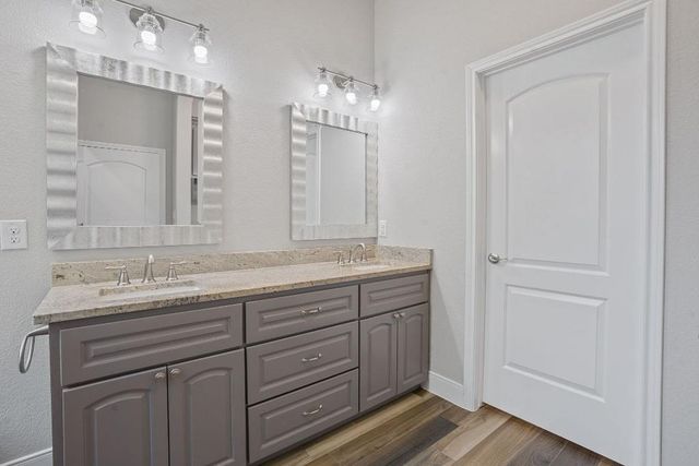 130 Koele CT, Bastrop, TX 78602