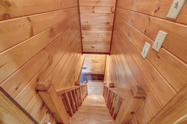 716 Lakeview Circle, Morganton, GA 30560