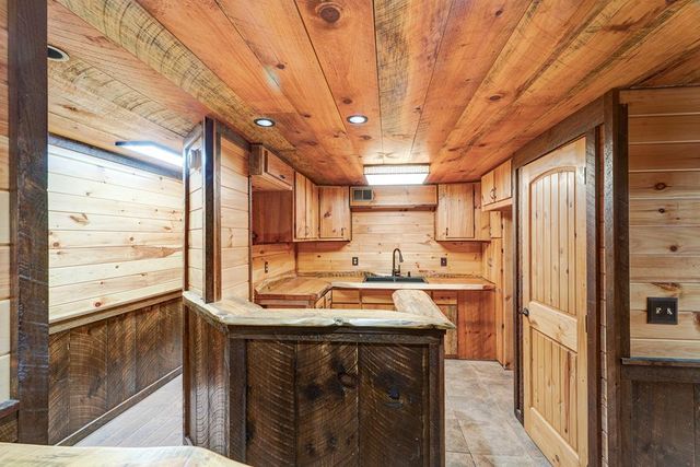 716 Lakeview Circle, Morganton, GA 30560