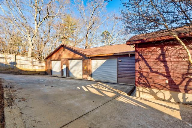 716 Lakeview Circle, Morganton, GA 30560