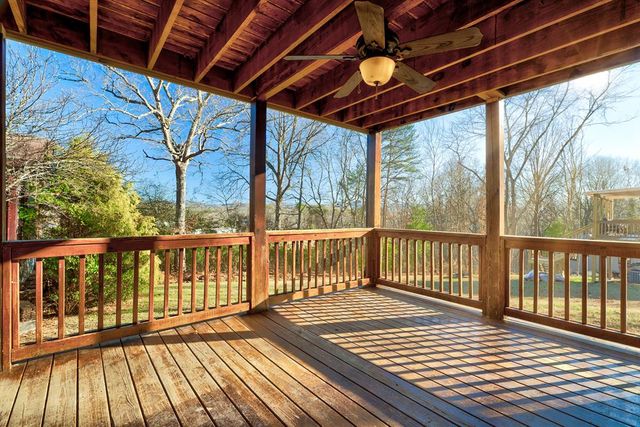 716 Lakeview Circle, Morganton, GA 30560