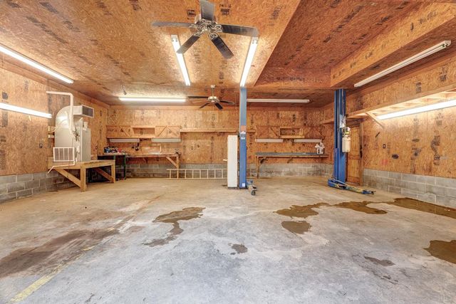 716 Lakeview Circle, Morganton, GA 30560