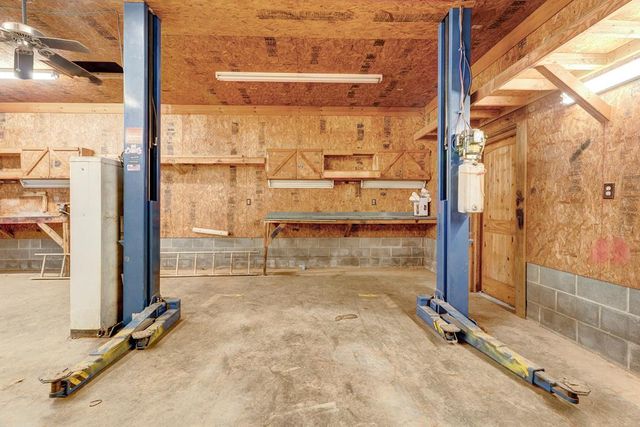 716 Lakeview Circle, Morganton, GA 30560