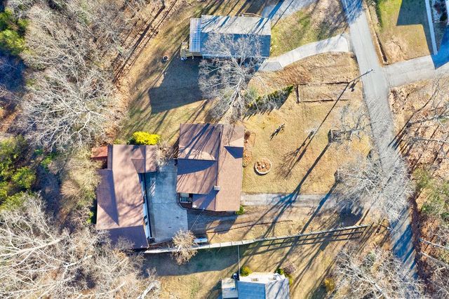 716 Lakeview Circle, Morganton, GA 30560