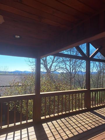 716 Lakeview Circle, Morganton, GA 30560