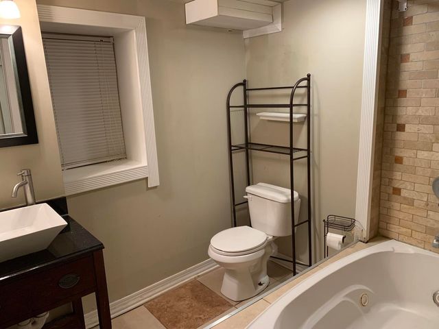 2863 W Belden Avenue 2, Chicago, IL 60647