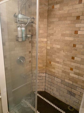 2863 W Belden Avenue 2, Chicago, IL 60647