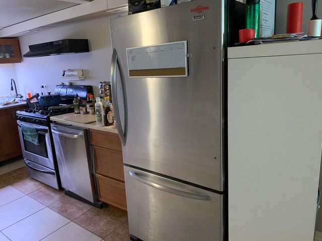 2863 W Belden Avenue 2, Chicago, IL 60647