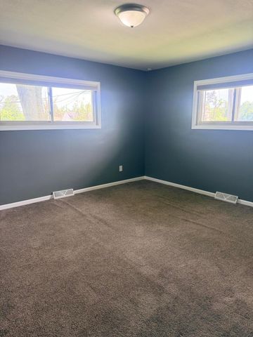 6092 Cleveland Street, Merrillville, IN 46410