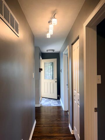 6092 Cleveland Street, Merrillville, IN 46410