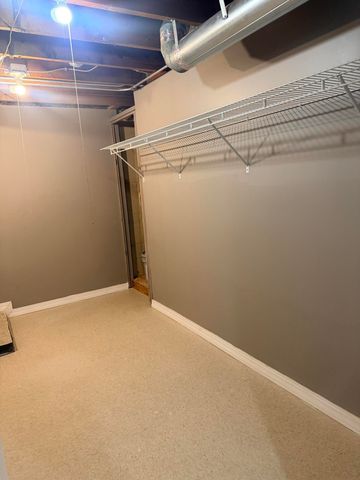 6092 Cleveland Street, Merrillville, IN 46410