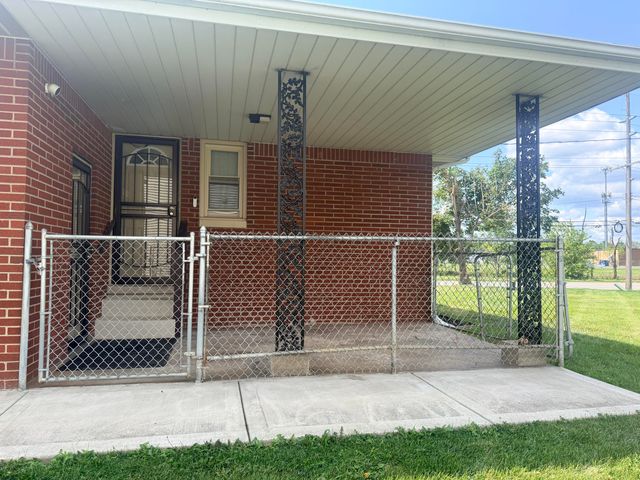 6092 Cleveland Street, Merrillville, IN 46410