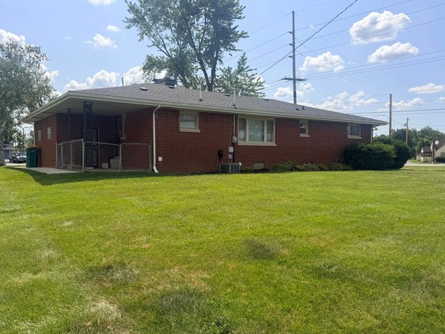 6092 Cleveland Street, Merrillville, IN 46410