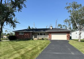 6092 Cleveland Street, Merrillville, IN 46410