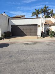 221 Marquis Place, Santa Maria, CA 93454