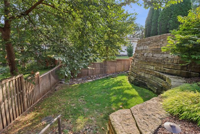 5215 Shriver Avenue, Des Moines, IA 50312