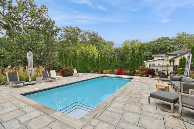 5215 Shriver Avenue, Des Moines, IA 50312