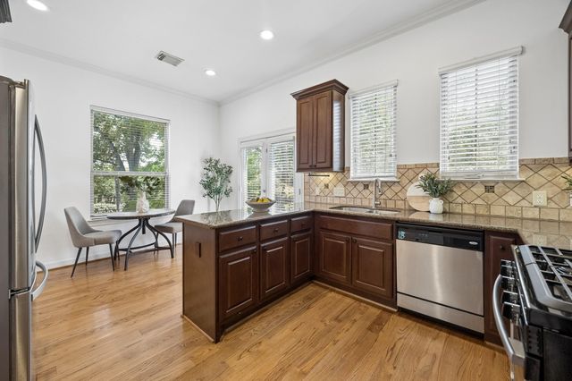 1908 Lauderdale Street, Houston, TX 77030