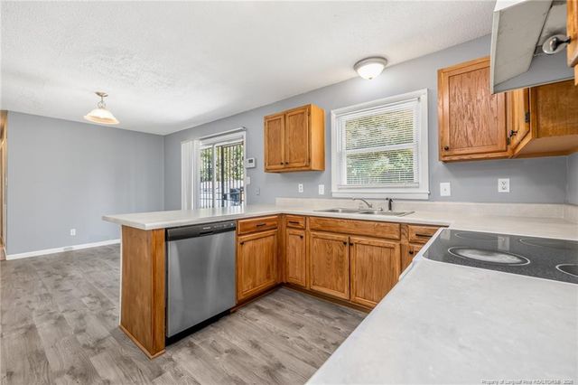 7401 Paxton Drive, Fayetteville, NC 28303