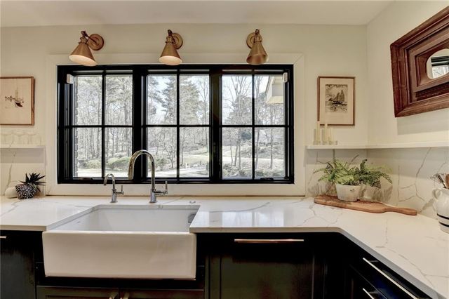 2582 Kenwood Drive, Duluth, GA 30096