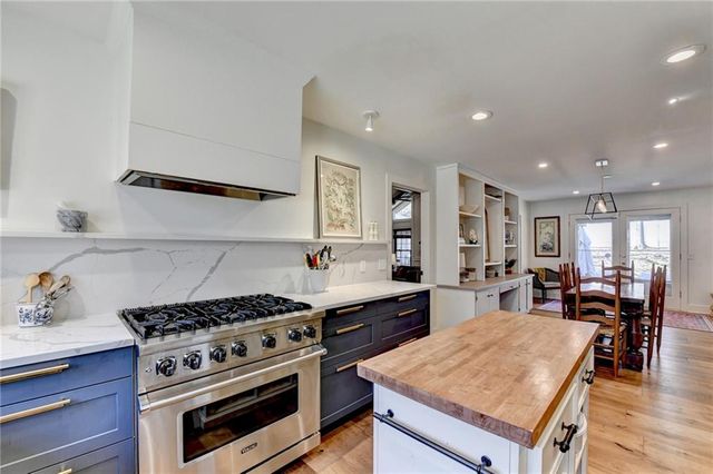 2582 Kenwood Drive, Duluth, GA 30096