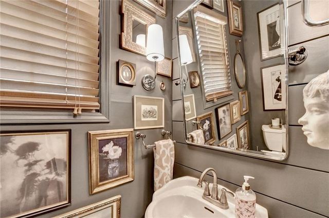 2582 Kenwood Drive, Duluth, GA 30096